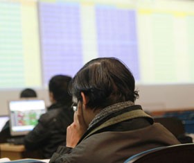 TTCK Việt Nam đang thử thách sự kiên nhẫn của những NĐT còn bám trụ lại với thị trường (Ảnh: Quang Sơn)