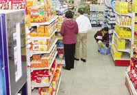 Sức ép lạm phát đang đè nặng lên người dân