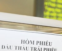 Dự thảo quy định hoạt động phát hành trái phiếu có "hơi hướng" áp dụng cho cổ phiếu - Ảnh: Hoài Nam