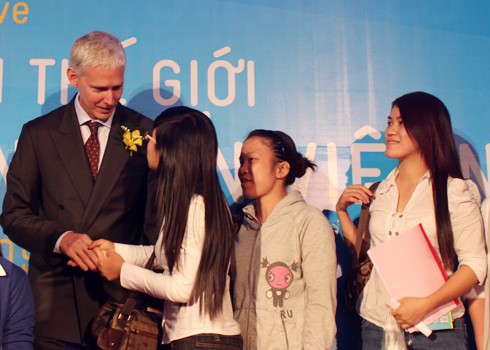 Ông Richard Duncan chuyên nghiên cứu về lĩnh vực khủng hoảng tài chính, trong buổi nói chuyện với sinh viên kinh tế TP HCM hồi cuối tháng 9.