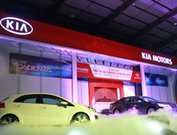 Thaco khai trương showroom Kia Giải Phóng