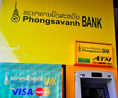 Ngân hàng Lào đầu tiên hiện diện tại Việt Nam