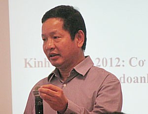 Chủ tịch FPT Trương Gia Bình: Tiền mặt là vua