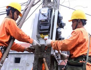 EVN lỗ nên chưa thể giảm giá điện