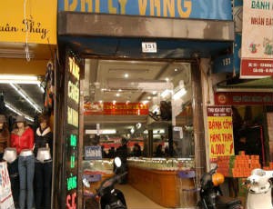 Vàng phi SJC, bị ép giá 6 triệu/lượng