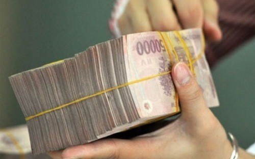 Tốc độ tăng và mức độ là trầm trọng, nhưng biện pháp nào được coi là hữu hiệu để xử lý nợ xấu trong bối cảnh hiện nay lại là câu hỏi không dễ trả lời.
