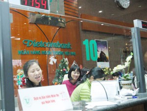 Lãi suất cho vay hạ nhỏ giọt