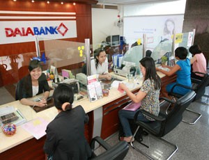 DaiABank chốt cổ đông hoán đổi cổ phiếu HDBank
