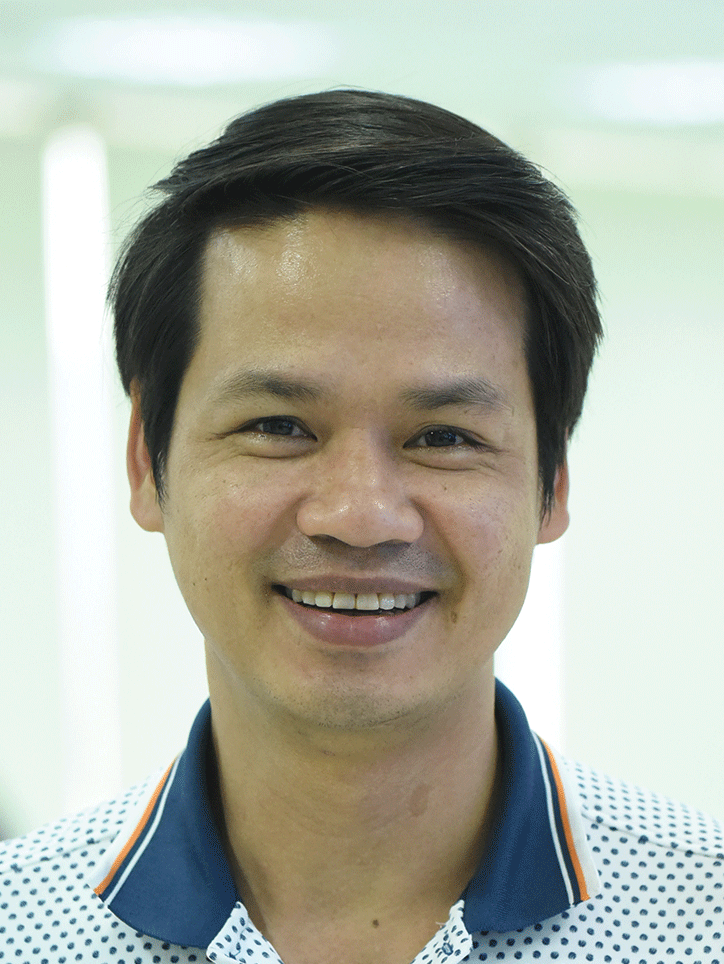 Ông Nguyễn Hữu Bình Chuyên gia chứng khoán
