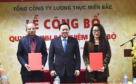 Trao quyết định bổ nhiệm lãnh đạo Tập đoàn Hóa chất Việt Nam và Tổng công ty Lương thực miền Bắc