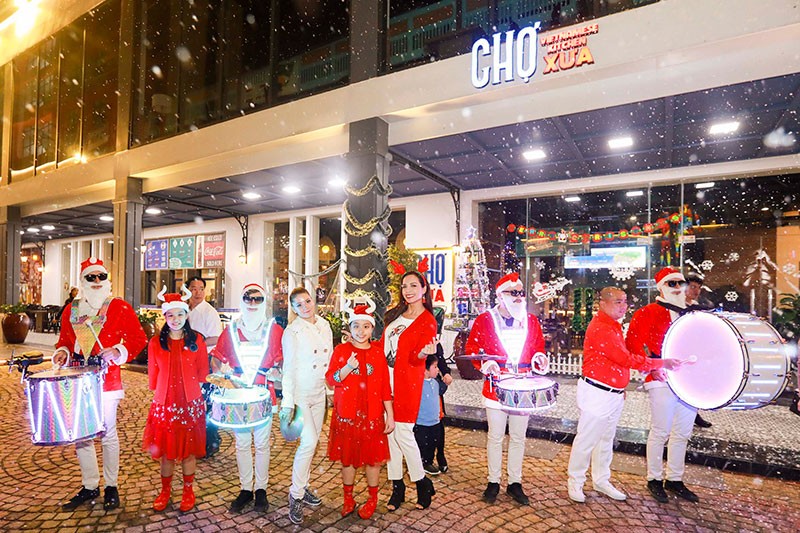 Những khoảnh khắc đẹp “rụng tim” tại lễ hội phong cách Châu Âu lớn nhất Đà Nẵng – Coco Starlight Fest