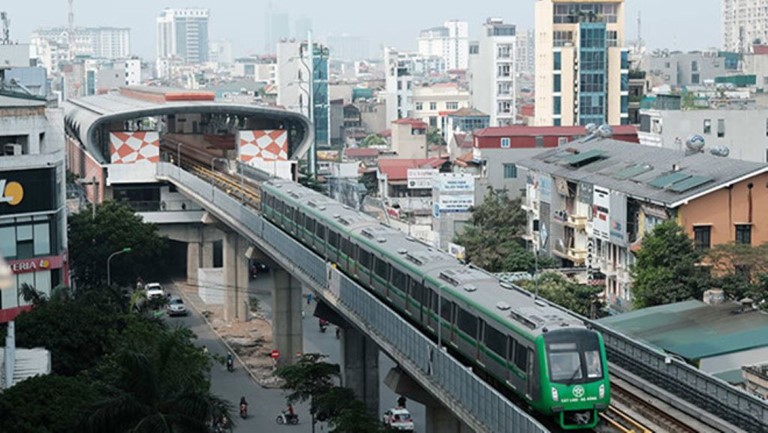 Dự án đường sắt Cát Linh - Hà Đông kéo dài 14 năm, đội vốn khủng, đến nay vẫn chưa thể đưa vào vận hành, gây nhiều bức xúc. Ảnh: Đức Thanh