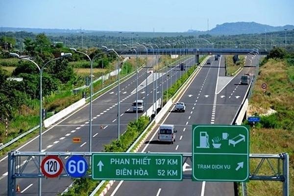 Dự án xây dựng một số đoạn đường bộ cao tốc trên tuyến Bắc - Nam phía Đông đến nay đã hoàn thành và bàn giao 612 km/652,77 km ( Ảnh minh hoạ)