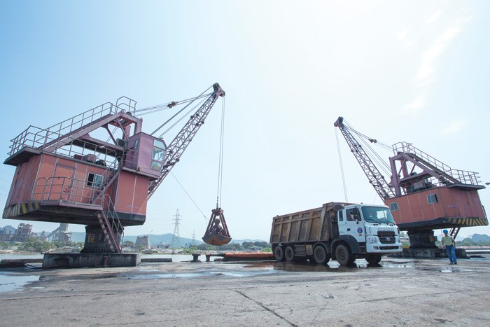 Tập đoàn Hòa Phát giảm thiểu được chi phí vận chuyển nhờ sở hữu 1,7 km cảng sông