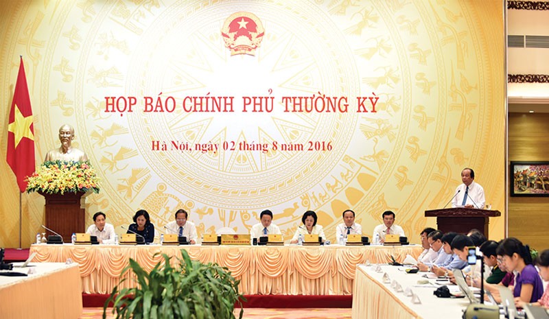 Kiên quyết không lùi bước, Chính phủ “thúc” nền kinh tế đạt mục tiêu