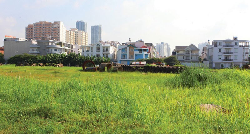 Khung giá đất do UBND các tỉnh, thành phố ban hành đang có khoảng cách rất lớn so với giá thị trường. Ảnh: Lê Toàn