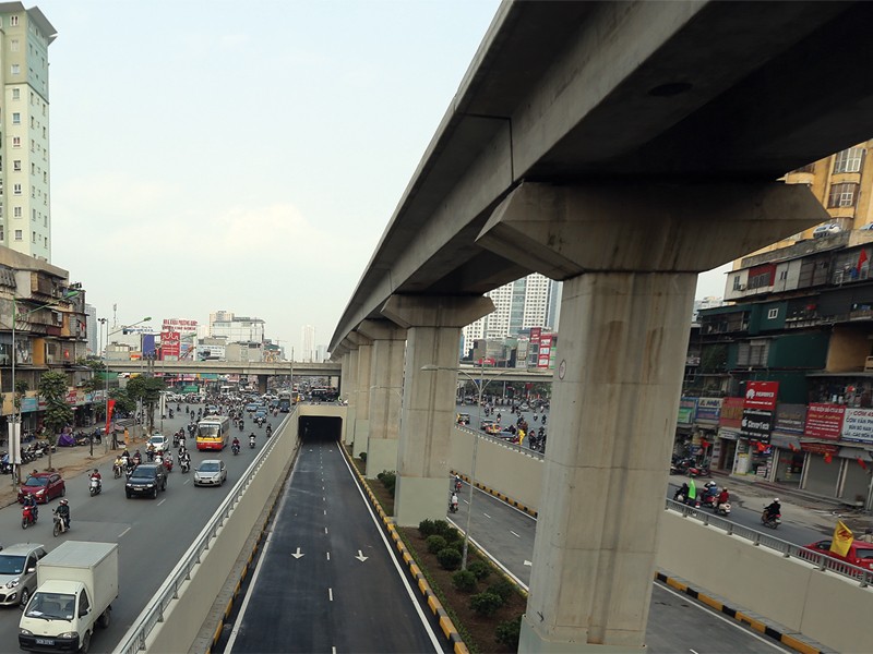 Chậm trễ trong triển khai đã khiến Dự án đường sắt đô thị Cát Linh - Hà Đông gặp rắc rối về thời hạn bảo hiểm . Ảnh: Đức Thanh