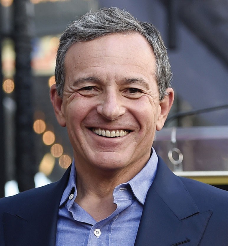 CEO Bob Iger hoãn nghỉ hưu để “giải cứu” kênh ESPN