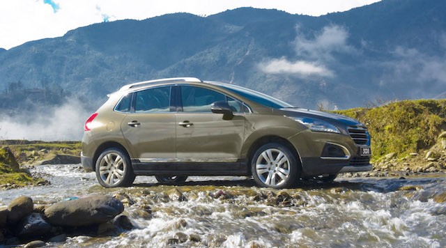 Giá mới của Peugeot 3008 là 995 triệu đồng.