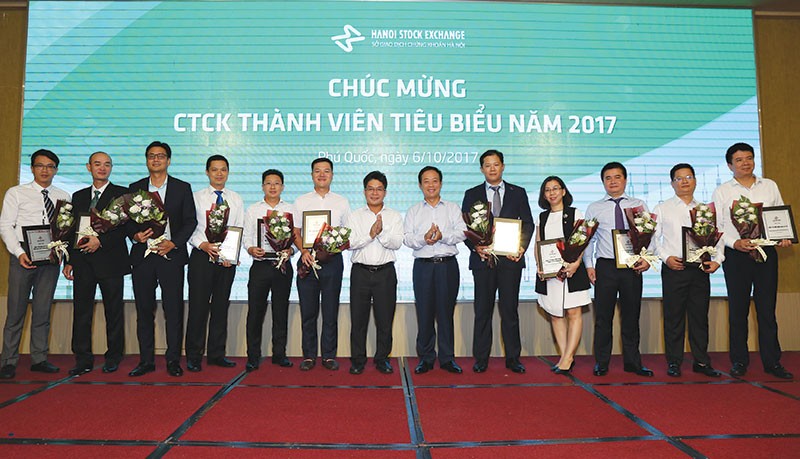 Năm thành công của công ty chứng khoán