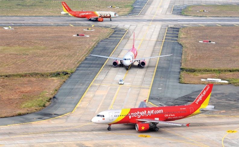 Nhờ Vietjet Air và chính sách giá linh hoạt, số đông người dân Việt Nam không còn xa lạ với giấc mơ bay trên bầu trời. Ảnh: Đức Thanh