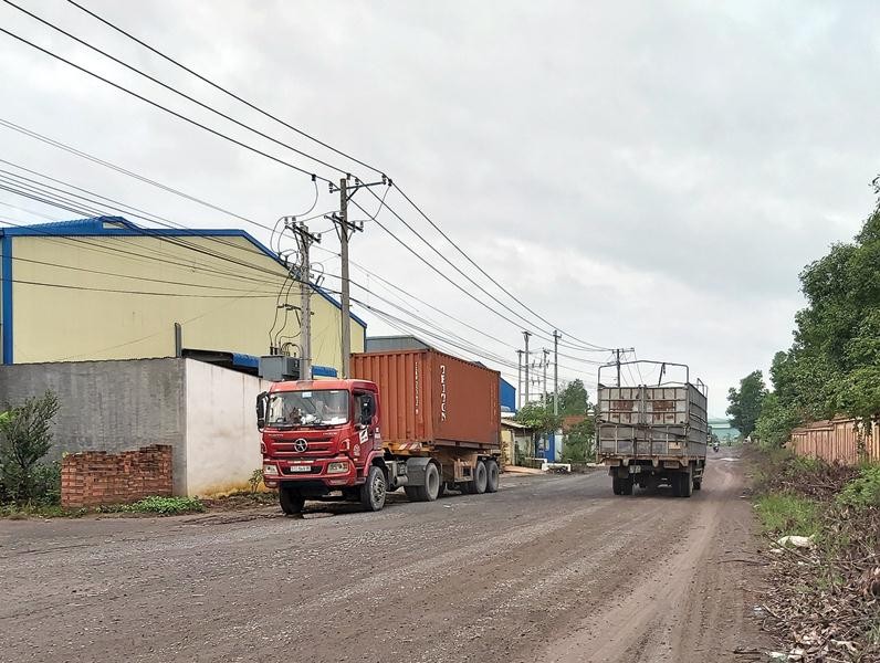 Xây dựng không phép tràn lan tại Biên Hòa (Đồng Nai).