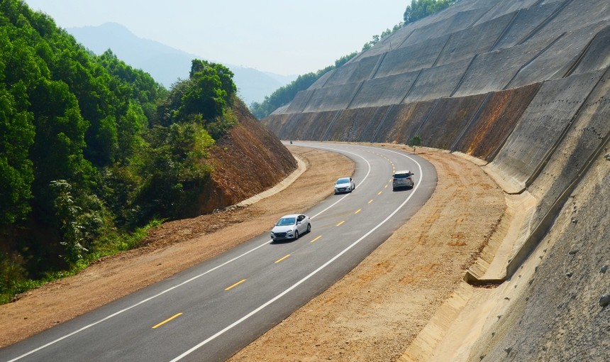 Ảnh minh họa: Cao tốc La Sơn - Túy Loan