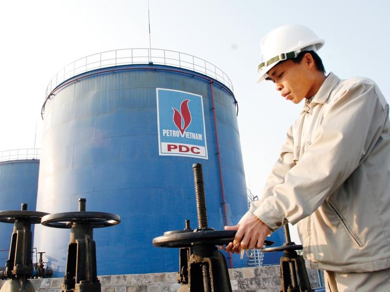 Hàng tồn kho của Petrolimex có nhiều giai đoạn “nổi sóng” với những thời điểm có biến động lên tới hàng chục phần trăm.