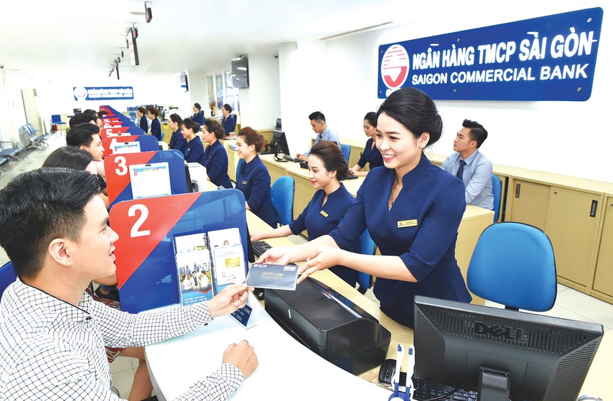 Càng trong thời  điểm khó khăn, ngân hàng càng phải hướng tới khách hàng của mình