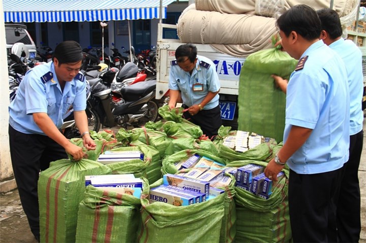 Thuốc lá thường là một trong những mặt hàng nóng về buôn lậu