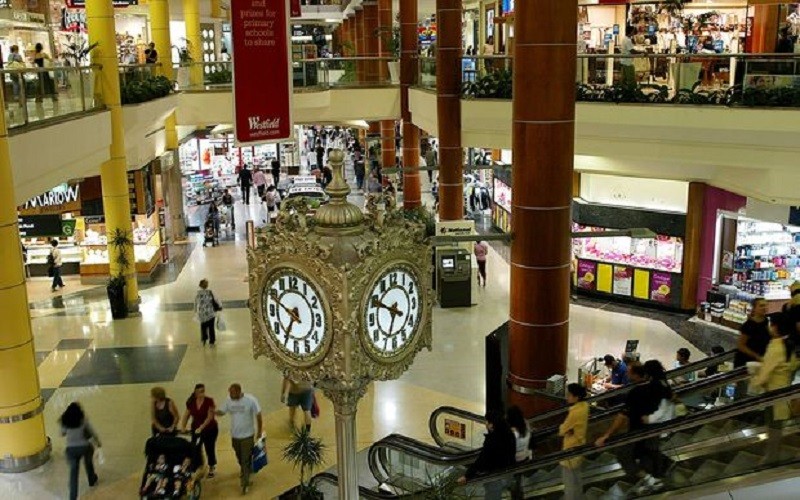 Bên trong một trung tâm mua sắm Westfield tại Sydney. Ảnh: AFP