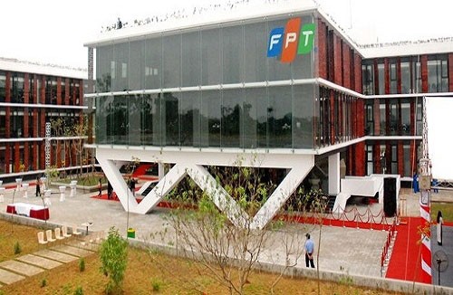 Năm 2015, FPT đạt 2.851 tỷ đồng lợi nhuận trước thuế, tăng 16%