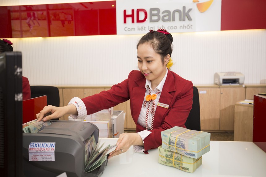 HDBank tăng trưởng cao trong quý III, đồng hành cùng cộng đồng vượt qua thiên tai, dịch bệnh