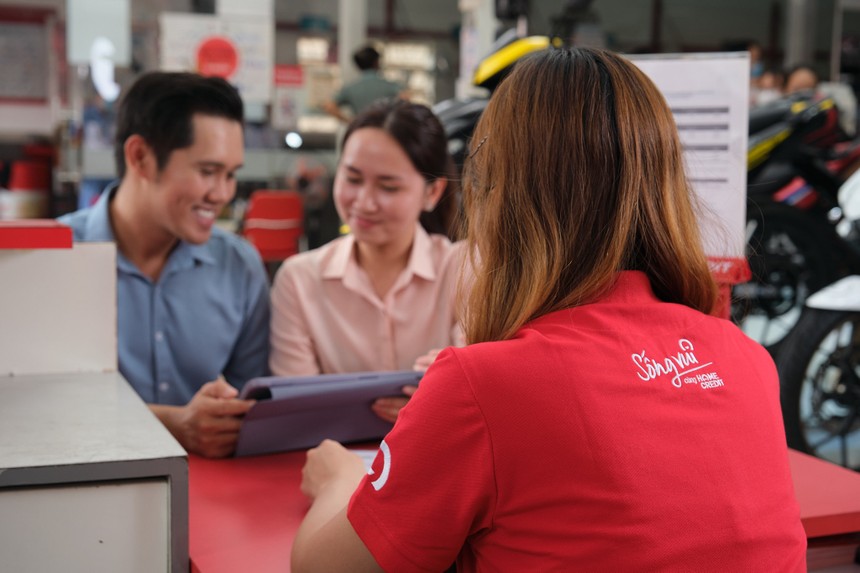 Home Credit Việt Nam triển khai ưu đãi vay tiền mặt "lãi suất nhẹ", dự kiến hỗ trợ hơn 30.000 khách hàng mỗi tháng
