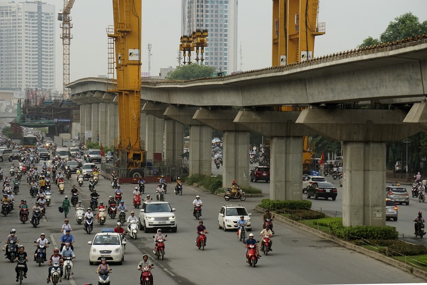 Dự án đường sắt Cát Linh - Hà Đông sẽ hoàn thành và đưa vào khai thác thương mại trong năm 2016 (ảnh: Hữu Nghị)