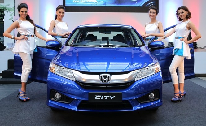 So sánh thiết kế Honda City mới và cũ