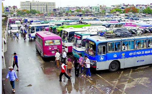 Hà Nội đang nghiên cứu lộ trình đóng cửa các bến xe nằm trong đường vành đai 3. Ảnh minh hoạ: