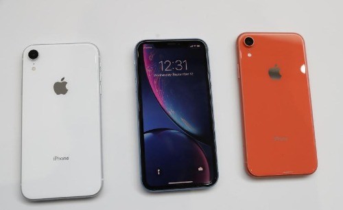 iPhone Xr có nhiều phiên bản màu sắc khác nhau.