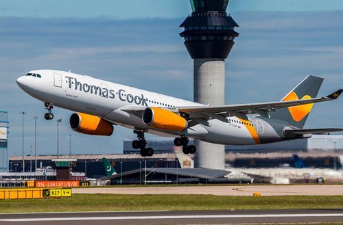 Một máy bay của công ty Thomas Cook. Ảnh: Sun.