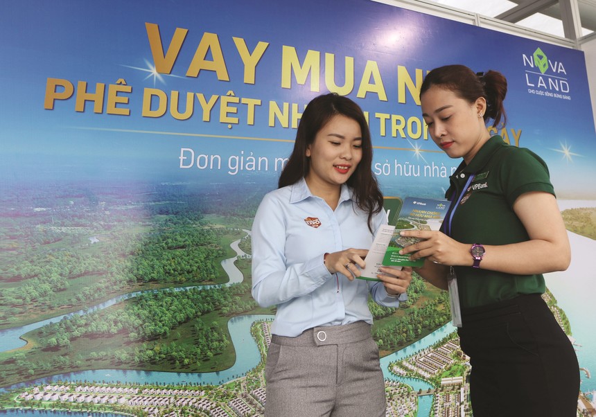 Đẩy mạnh cho vay mua nhà đang là chiến lược của nhiều ngân hàng tập trung vào lĩnh vực bán lẻ.