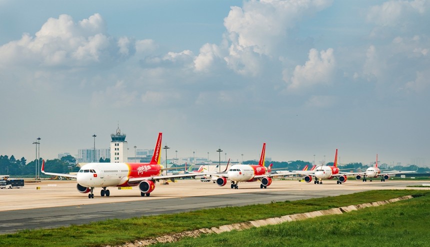 Đội tàu mới, hiện đại của Vietjet tiếp tục được trẻ hóa với tuổi đời bình quân đạt 2,75 năm, tiết kiệm nhiên liệu cao.