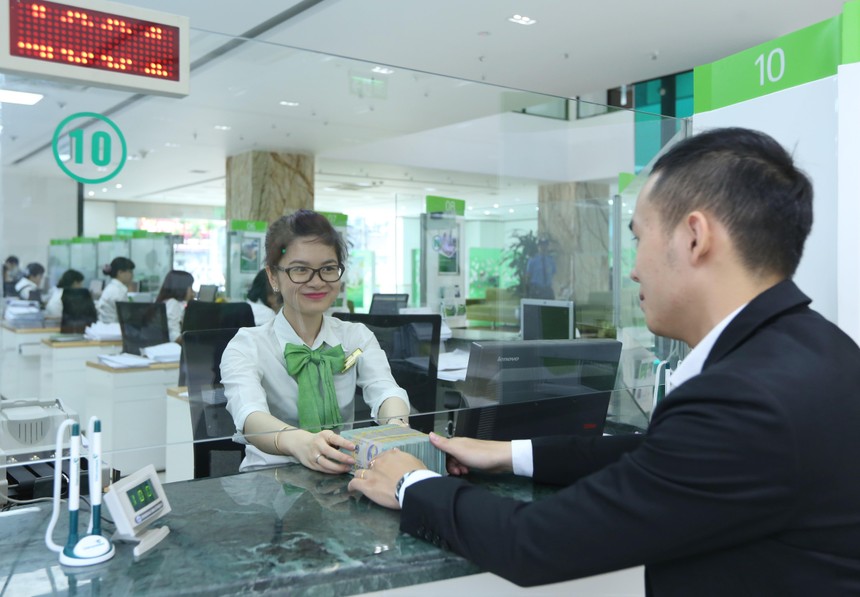 Vietcombank lấy lại ngôi quán quân lợi nhuận ngân hàng