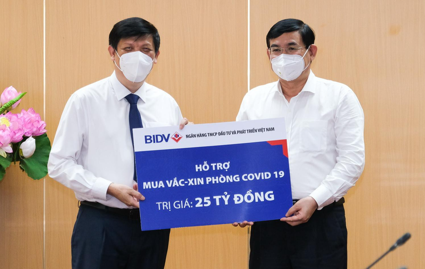 BIDV ủng hộ 25 tỷ đồng mua vắc-xin phòng COVID-19