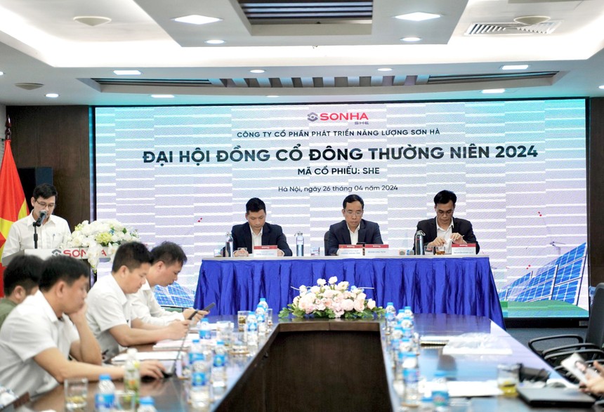 Ngày 26/4, Công ty cổ phần phát triển Năng lượng Sơn Hà (SHE) tổ chức thành công Đại hội đồng cổ đông thường niên.