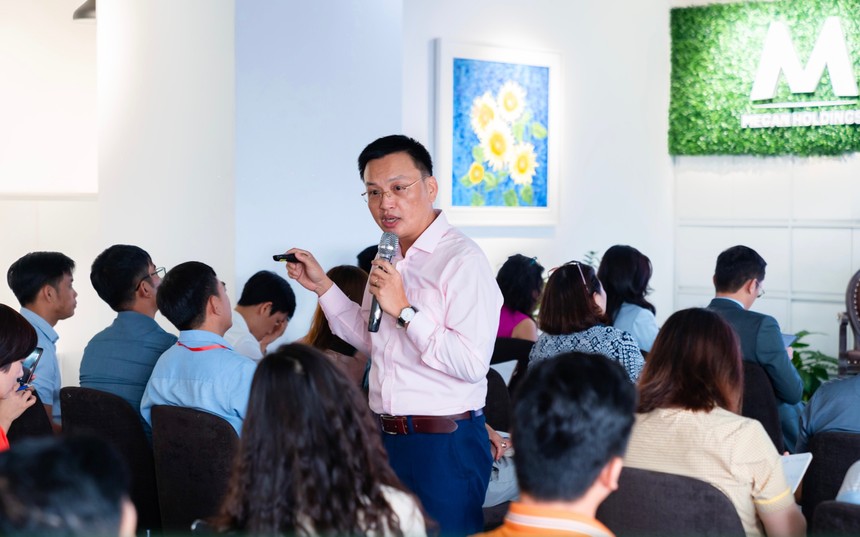 TS. Trần Xuân Lượng chia sẻ tại Workshop 