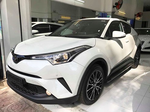 Toyota C-HR tại một showroom ở TP. HCM. 