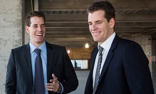 Anh em nhà Winklevoss đã có tài sản tỷ USD nhờ Bitcoin. Ảnh: AFP