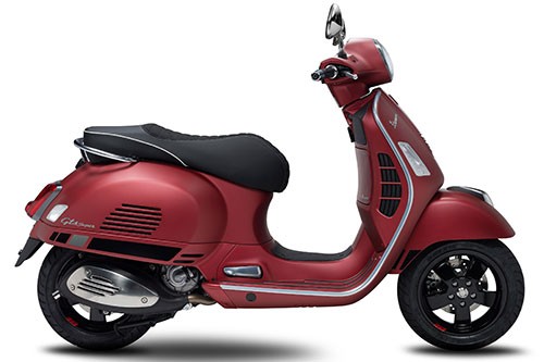 Vespa GTS Super 2018.