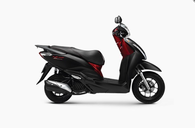 Honda Lead 125 bản kỷ niệm 10 năm giá gần 40 triệu đồng.