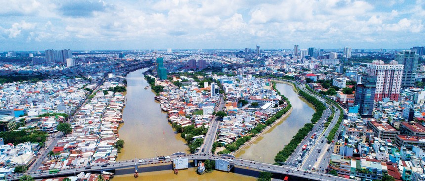 Thanh toán không dùng tiền mặt thúc đẩy phát triển đô thị thông minh